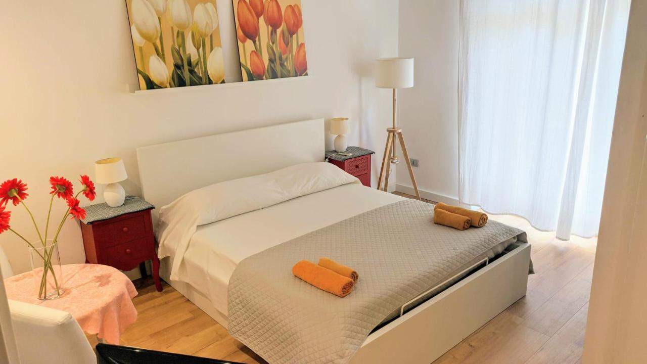 Living Cagliari Marina Bed & Breakfast Exterior photo